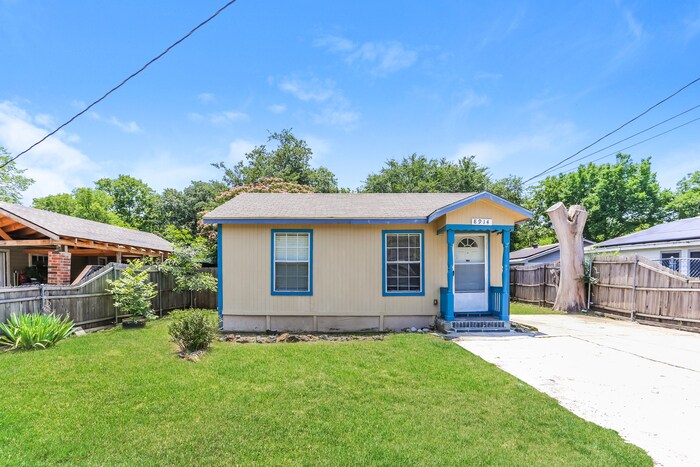 Primary Photo - 8914 Cardella Ave