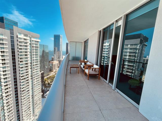 Building Photo - 1100 S Miami Ave