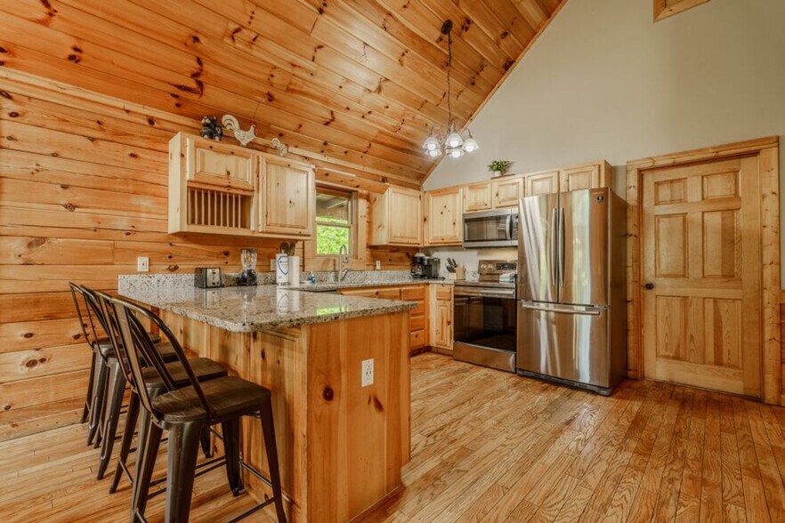 Building Photo - 745 Chickasaw Gap Way