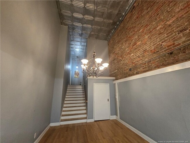 Building Photo - 214 Hay St