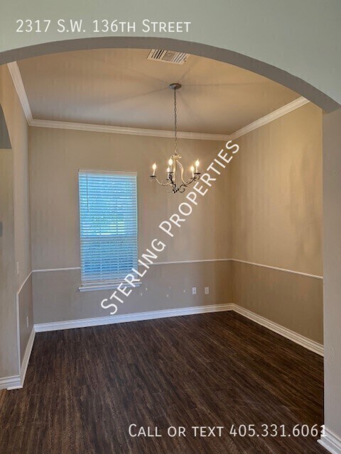 Building Photo - 2317 SW 136th St
