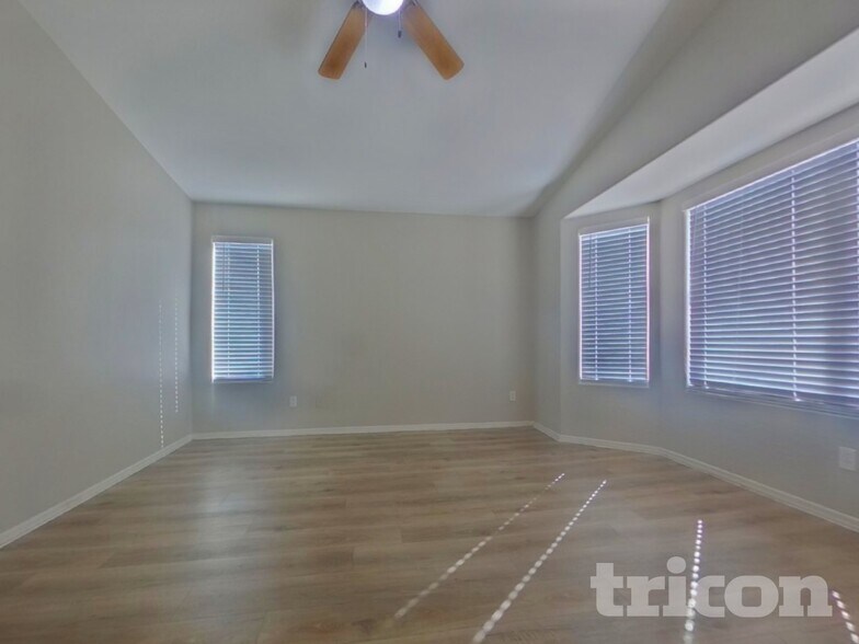 Building Photo - 17271 W Ashley Dr