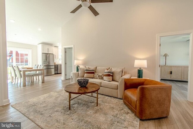 Building Photo - 14 Sandy Ln