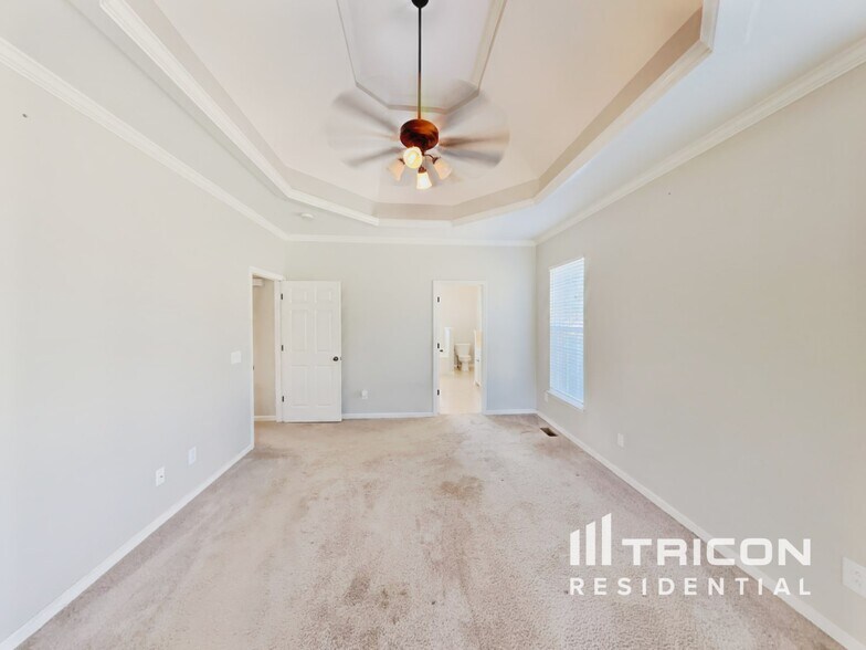 Building Photo - 1012 Pittman Dr