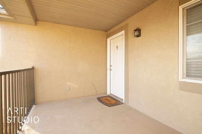 Building Photo - Large and Clean 3 Bed 2 Bath Eagle Mountai...