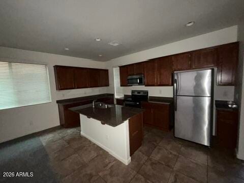 Building Photo - 1498 S Colt Dr