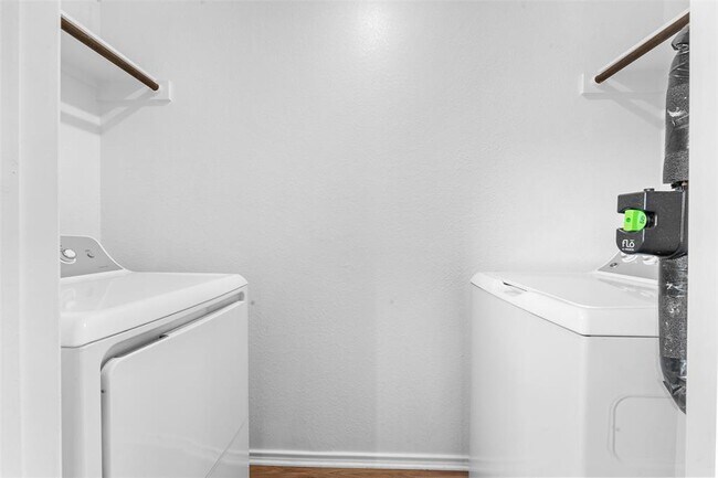 Building Photo - 130 Soapstone Pass