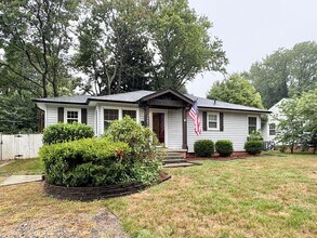 Building Photo - Updated 3 Bedroom In Guilford Hills with a...