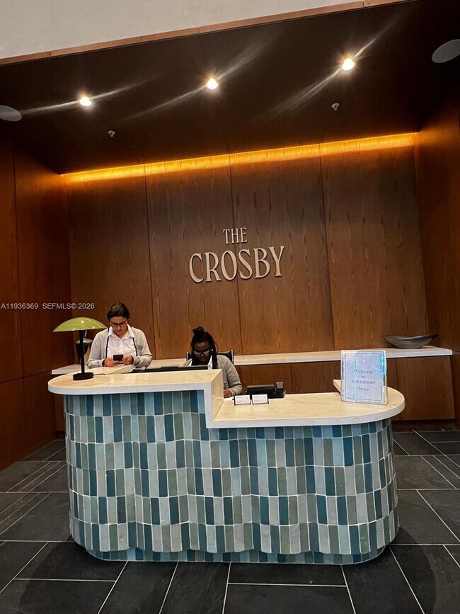 Building Photo - 11 NE 6th St