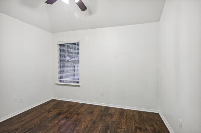 Building Photo - 18617 Hiddenbay Way