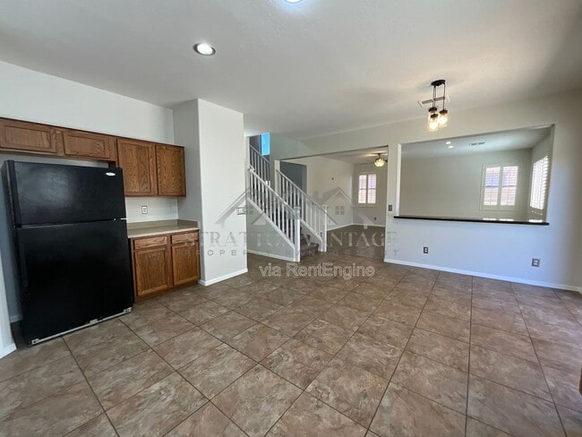 Building Photo - 16129 W Hilton Ave