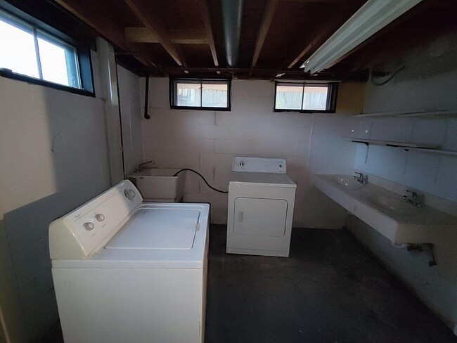 Building Photo - 4786 Widner Ct