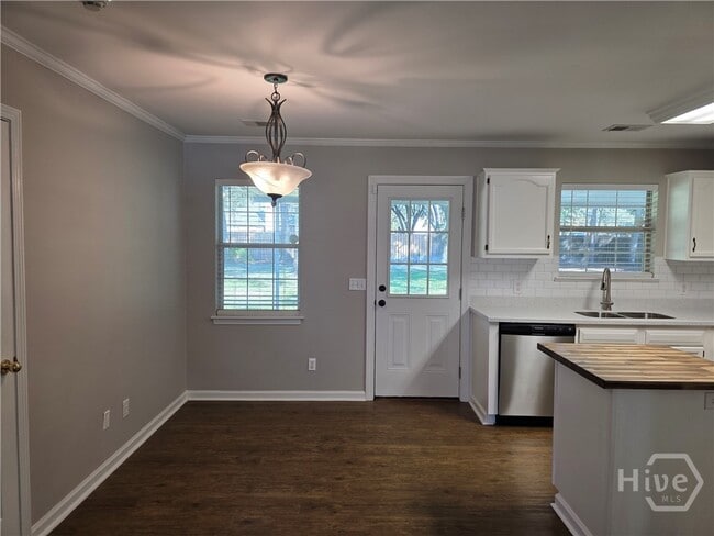 Building Photo - 109 Ashley Dr