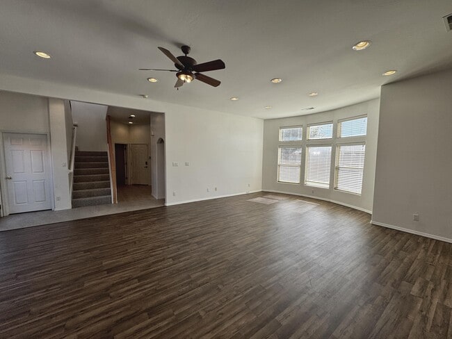 Building Photo - 4629 Spanish Sun Ave NE