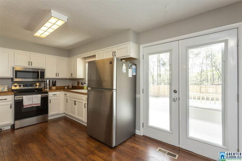 Building Photo - 707 Truss Ferry Rd