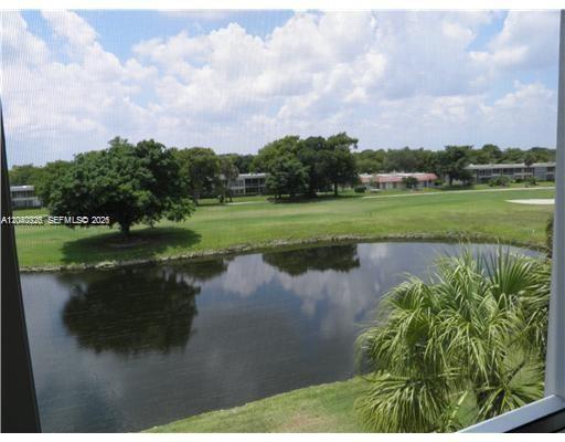 Building Photo - 4030 W Palm Aire Dr