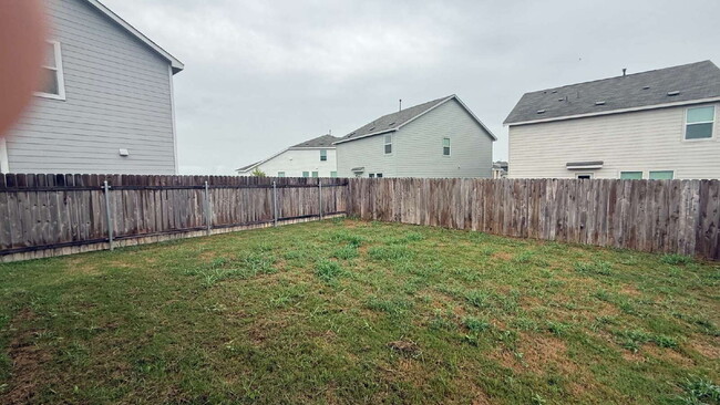 Building Photo - "Spacious 4-Bed Oasis with 2.5 Baths on Tiny Moons Way, Elgin - 2000 Sq Ft of Comfort!"  Back to ...