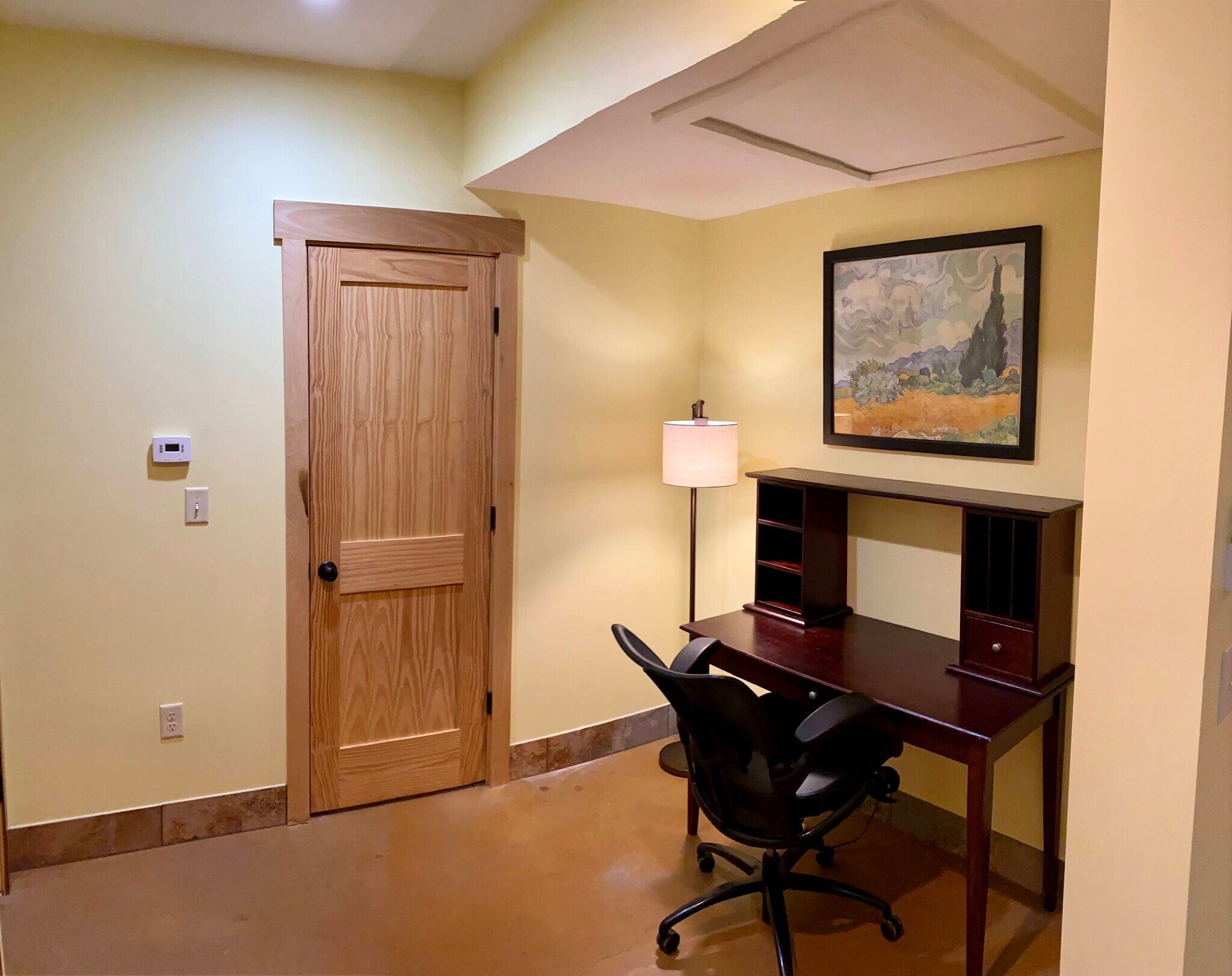 Office space - 6 Lookout Rd