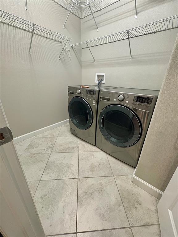 Building Photo - 10049 Victory Gallop Loop