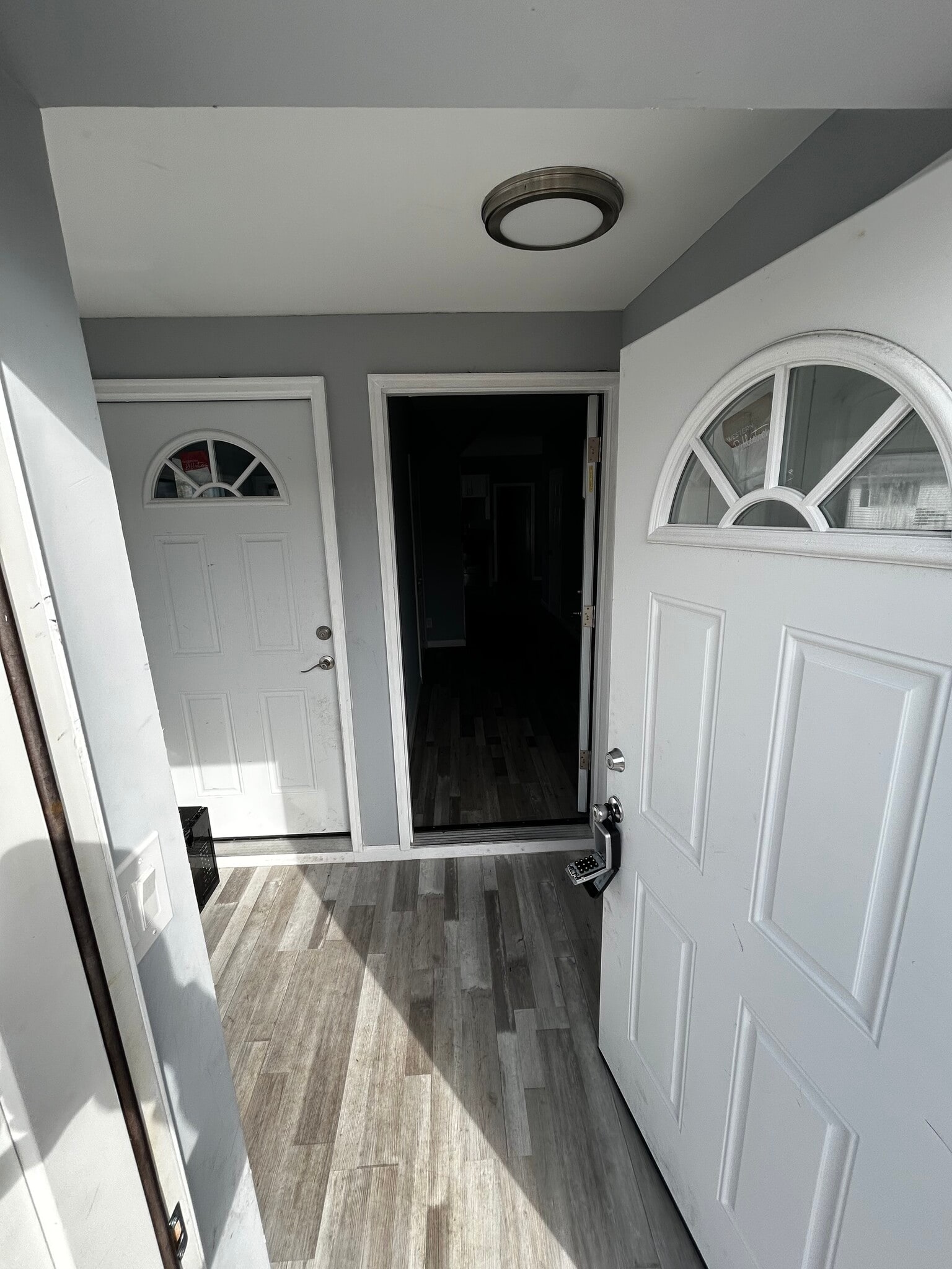 Building Photo - 19 Landfield Ave