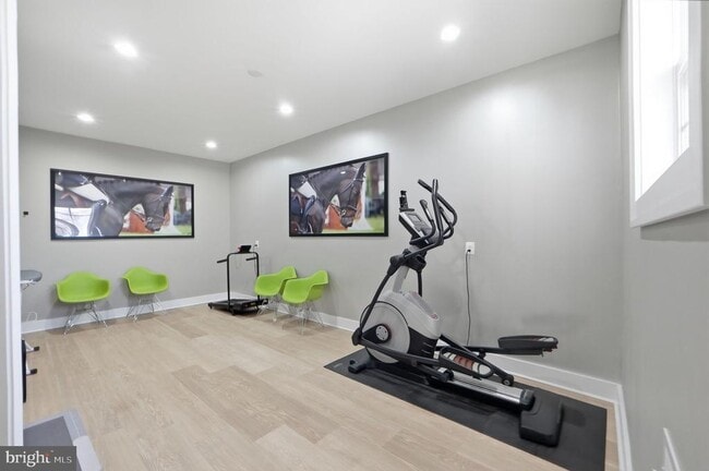 Building Photo - 6314 Barrs Ln