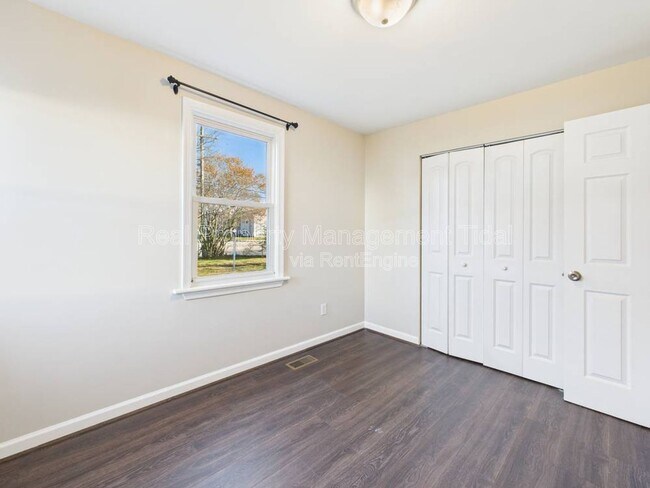 Building Photo - 8000 Diggs Rd