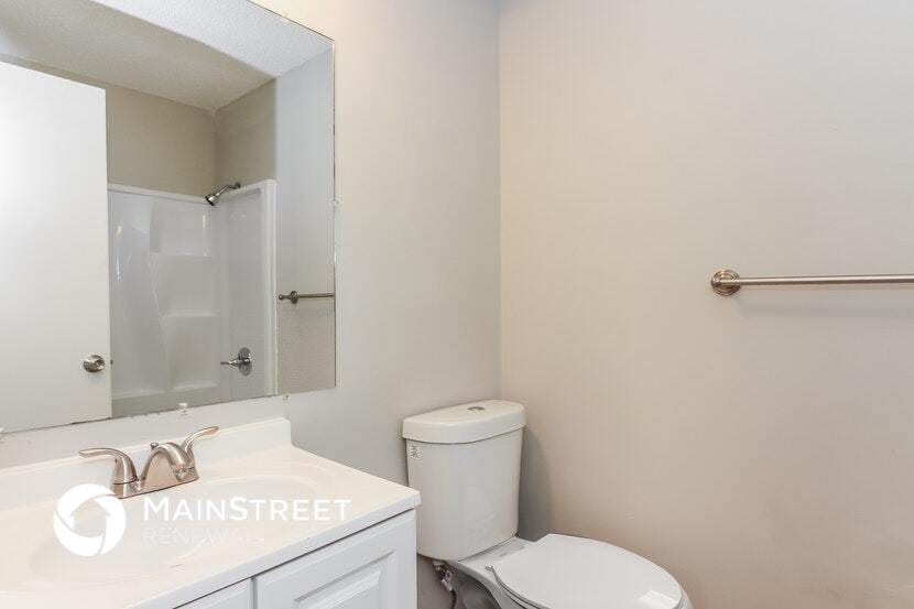 Building Photo - 15505 Vicie Ave