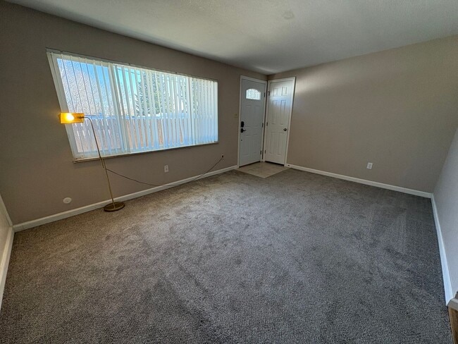 Building Photo - 1 Bed 1 Bath Condo in Colorado Springs