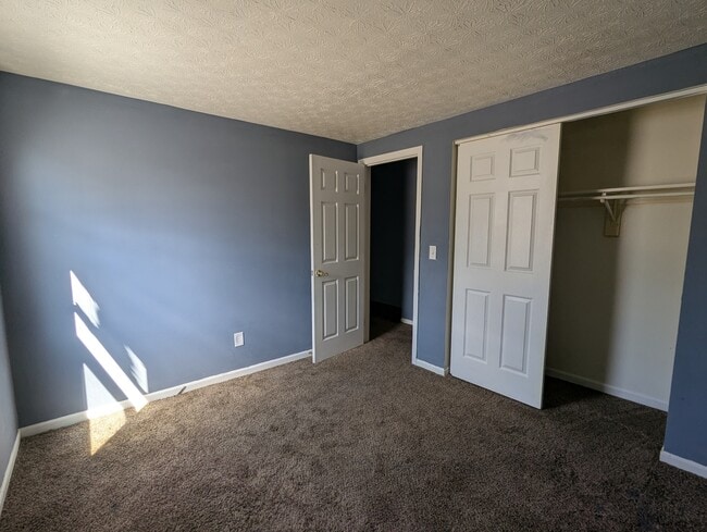 Building Photo - 2544 Dwiton Ct