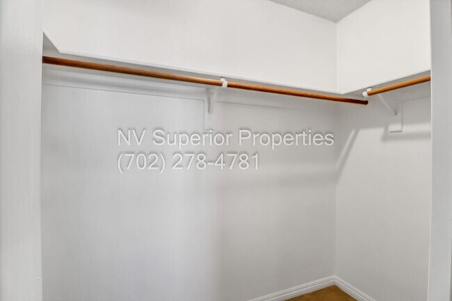 Building Photo - SW The Lakes!!!! Pool!!! Spa!!! Solar Panels!!! Primary bedroom downstairs!!! 3 Car Garage!!!