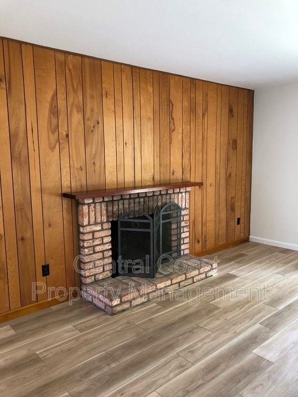 Building Photo - 725 Lobos St