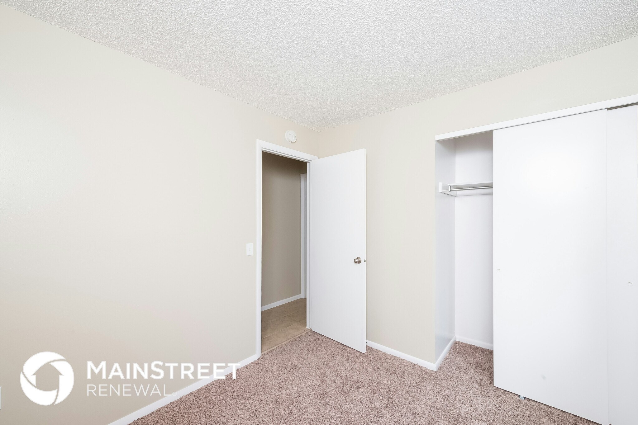 Building Photo - 8563 Dover Ct