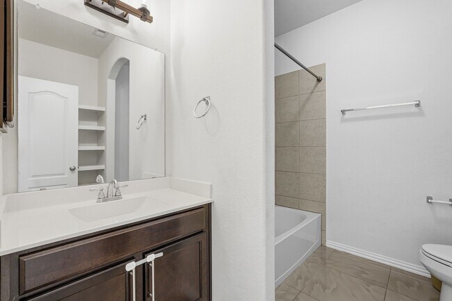 Building Photo - 4703 Goldeneye Dr