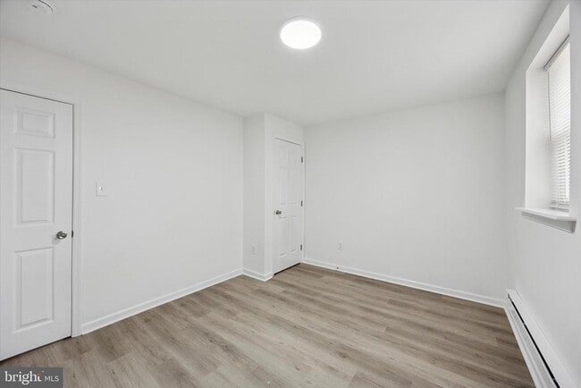 Building Photo - 452 Mechanic St