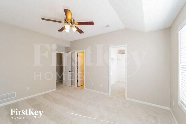 Building Photo - 17570 W 163rd St