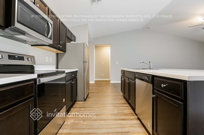 Building Photo - 531 Hammond St SW