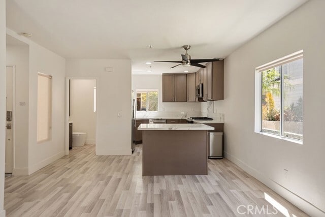 Building Photo - 260 Victoria St