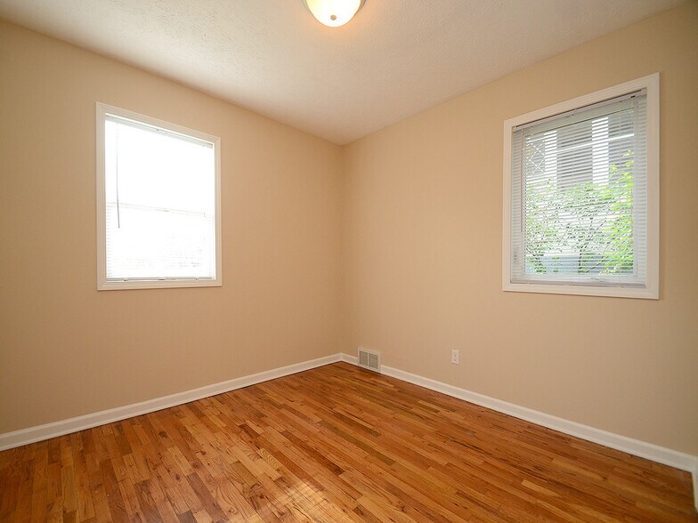 View into bedroom 2 and its two windows - 3903 Cass St
