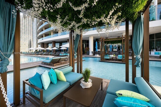 Building Photo - 4111 S Ocean Dr