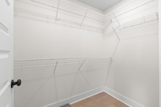Building Photo - 638 Ladd Ave