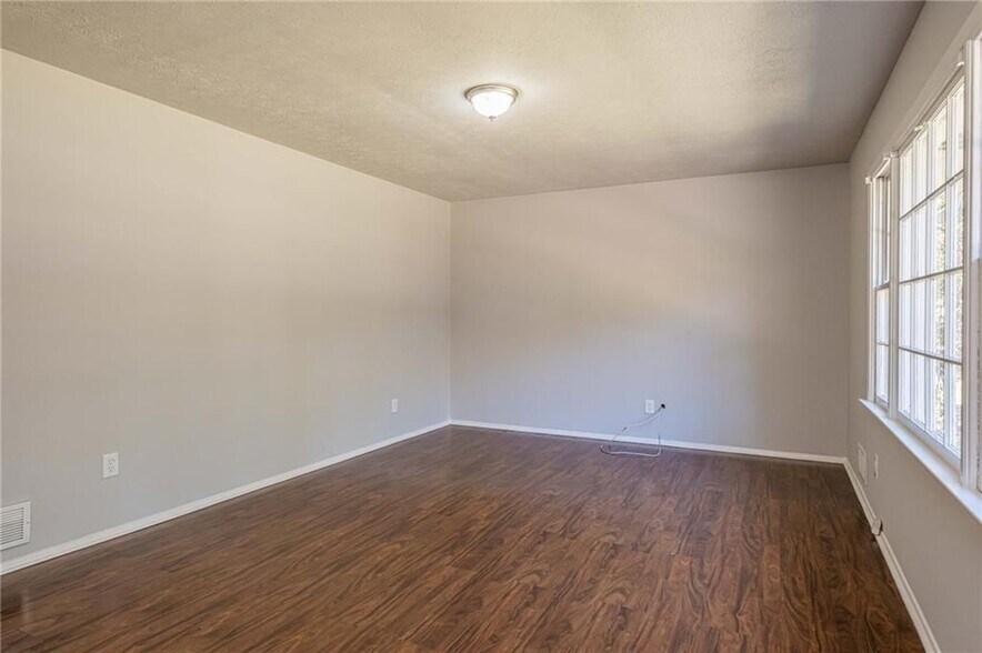 Building Photo - 1798 Dogwood Ct SW