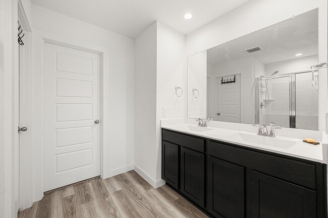 Building Photo - 12313 Churchill downs Dr