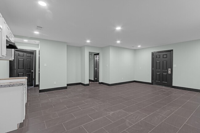 Building Photo - 1697 Baine Ave