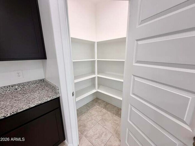 Building Photo - Beautiful 3-bedroom, 2-bath home in Entrada Del Oro (Newer DR Horton Home)!