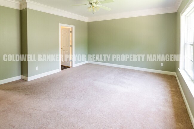 Building Photo - 1601 Bush Rd