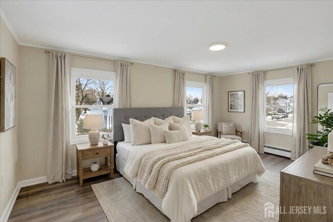 Building Photo - 28 Sedgwick St