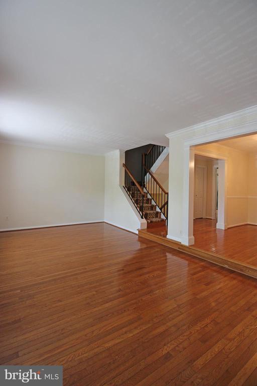 Building Photo - 5117 Bellemeade Ln