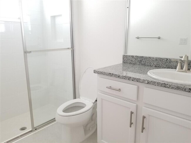 Building Photo - 30788 Lindentree Dr