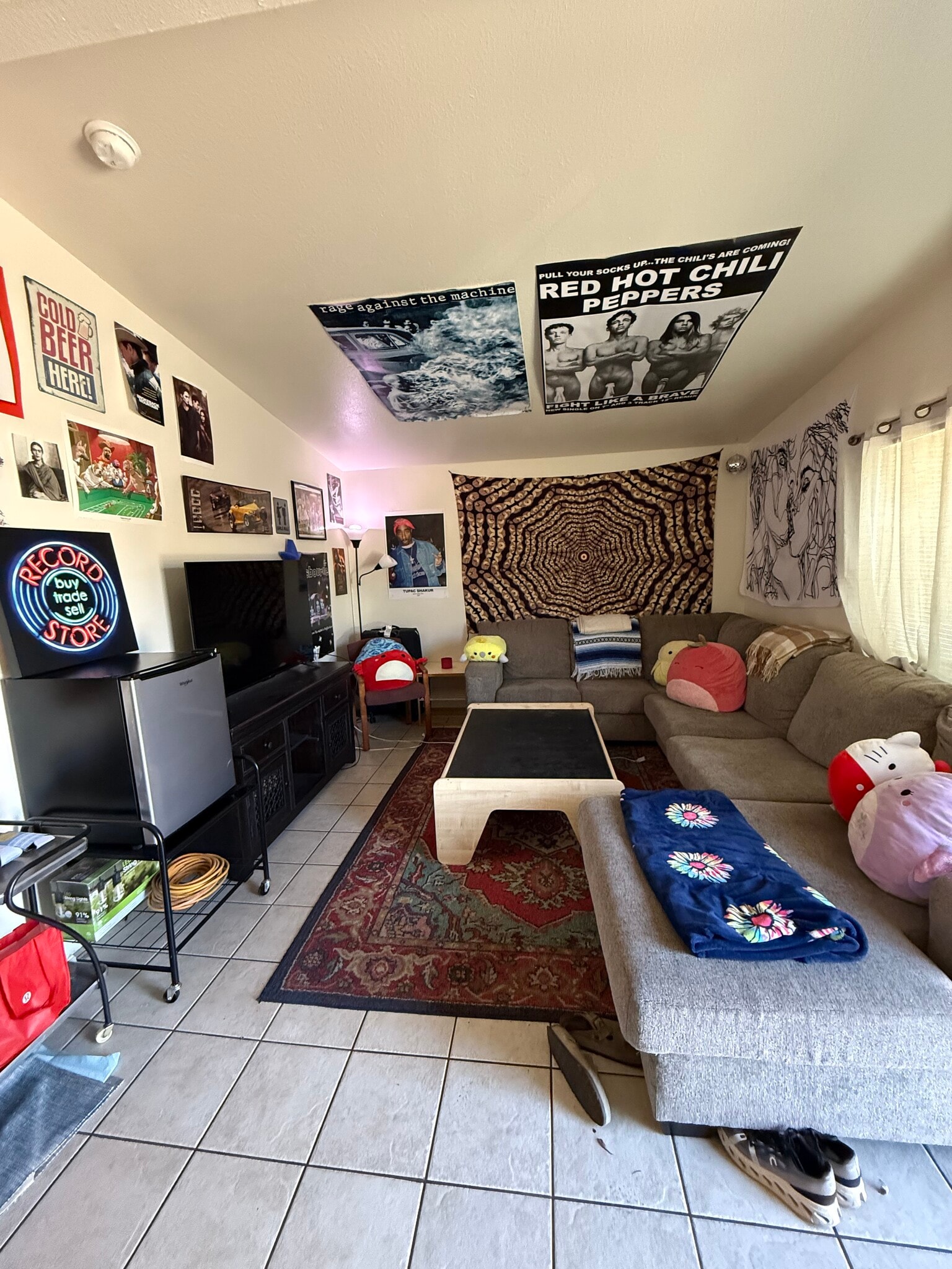 Building Photo - 838 E Lester St