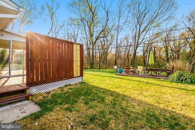 Building Photo - 1909 Pagham Rd